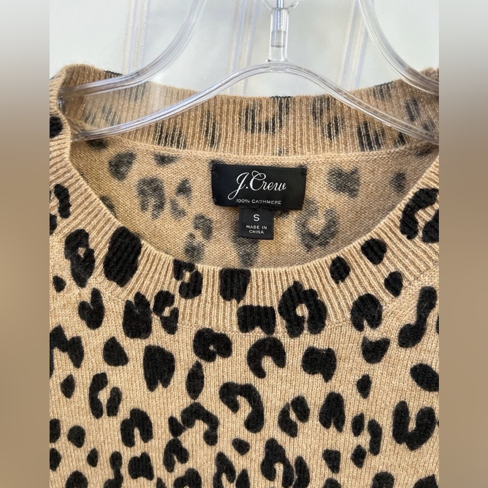 J. Crew Cashmere Crew Neck Sweater in Leopard Print Women Size Small Black Tan - Picture 4 of 4